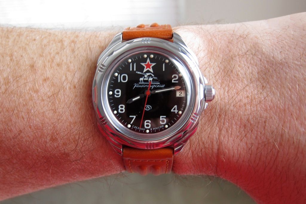 manual wind watch with criteria